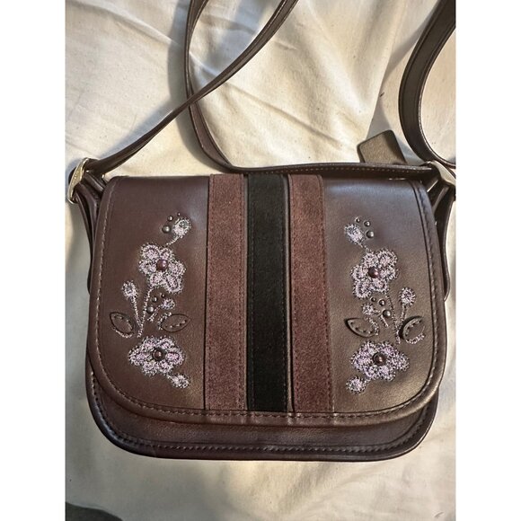 Coach F11911 Patricia Floral Embroidery Varsity Shoulder Bag Purple Leather - Picture 3 of 11